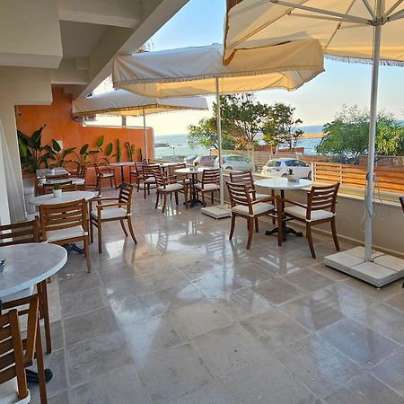 Azure Bay Hotell Ayvaryara Eksteriør bilde