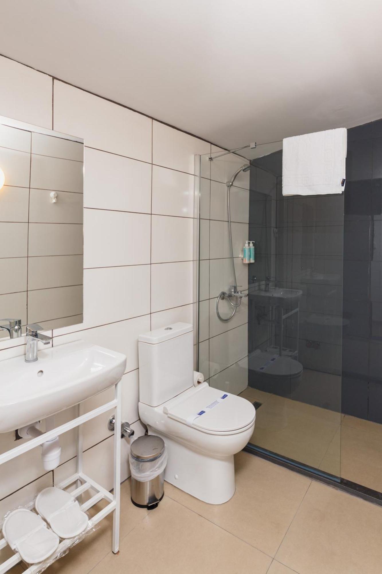 Azure Bay Hotell Ayvaryara Eksteriør bilde