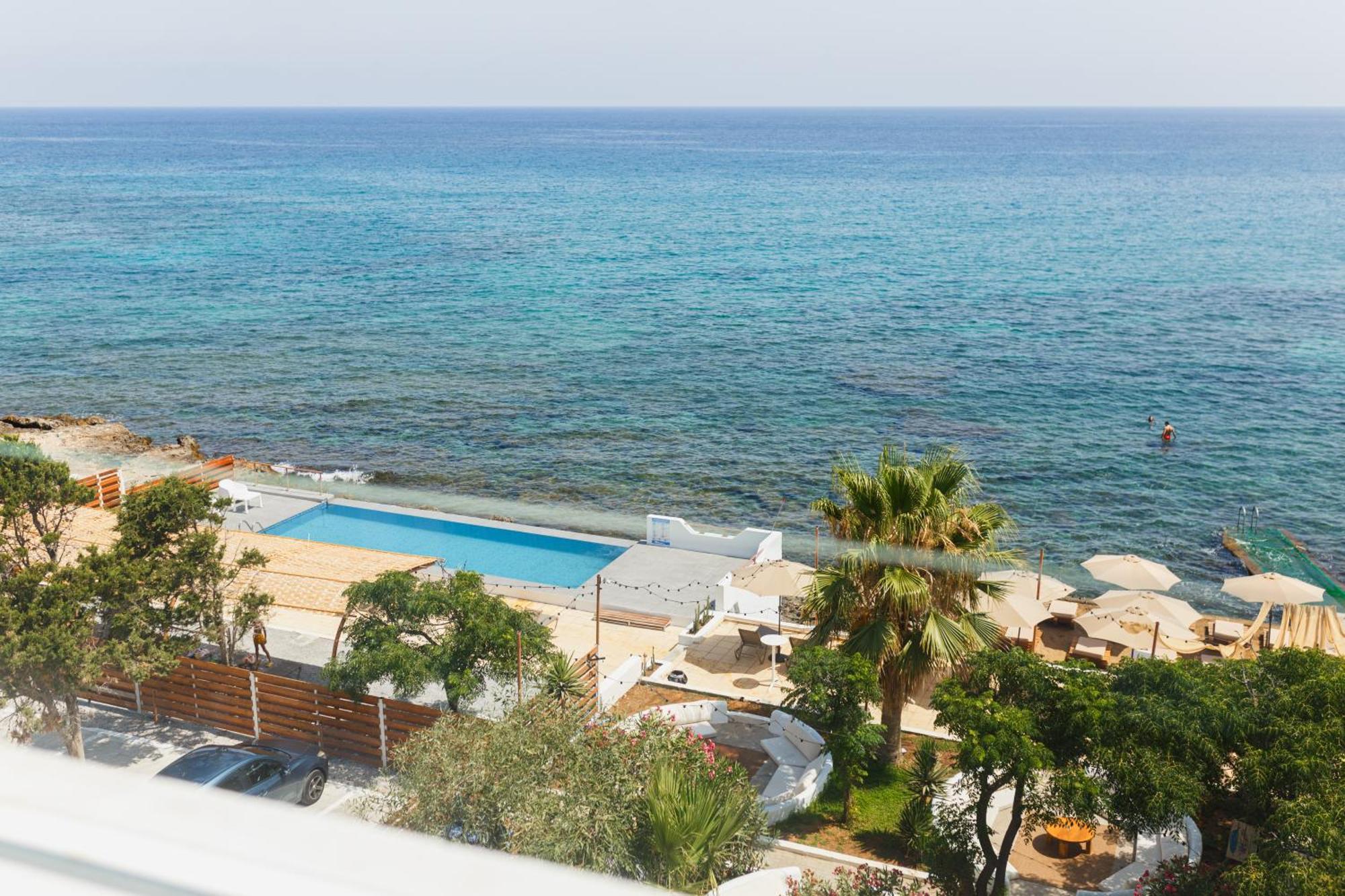 Azure Bay Hotell Ayvaryara Eksteriør bilde