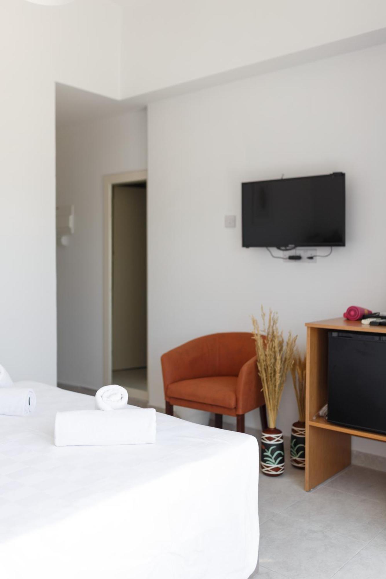 Azure Bay Hotell Ayvaryara Eksteriør bilde