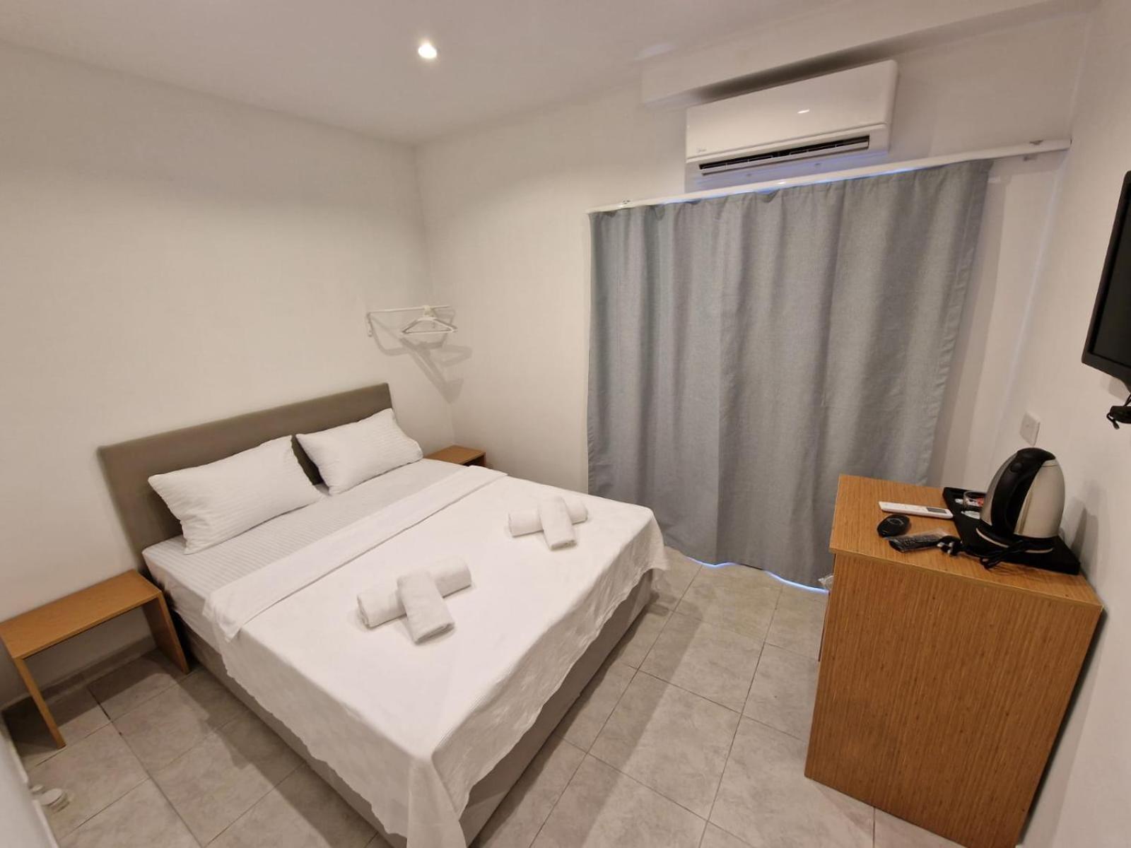 Azure Bay Hotell Ayvaryara Eksteriør bilde